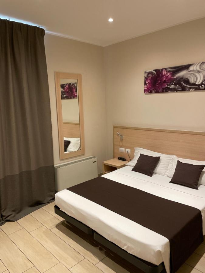 Hotel San Biagio Милан Экстерьер фото