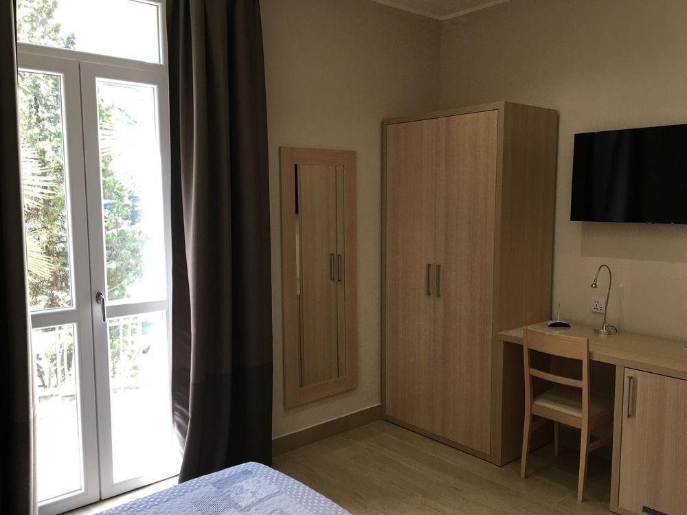 Hotel San Biagio Милан Экстерьер фото