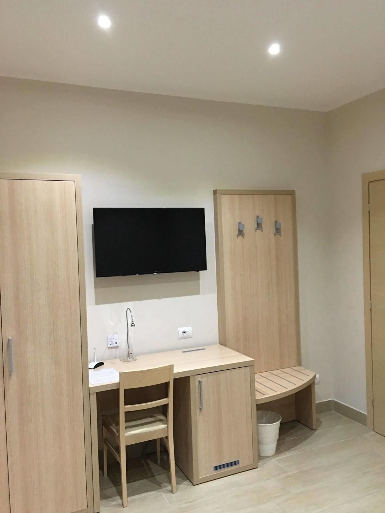 Hotel San Biagio Милан Экстерьер фото
