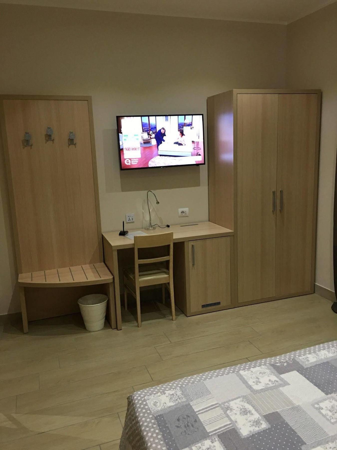Hotel San Biagio Милан Экстерьер фото